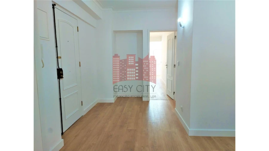 Apartamento T3 para Venda em São Domingos de Benfica Foto 29