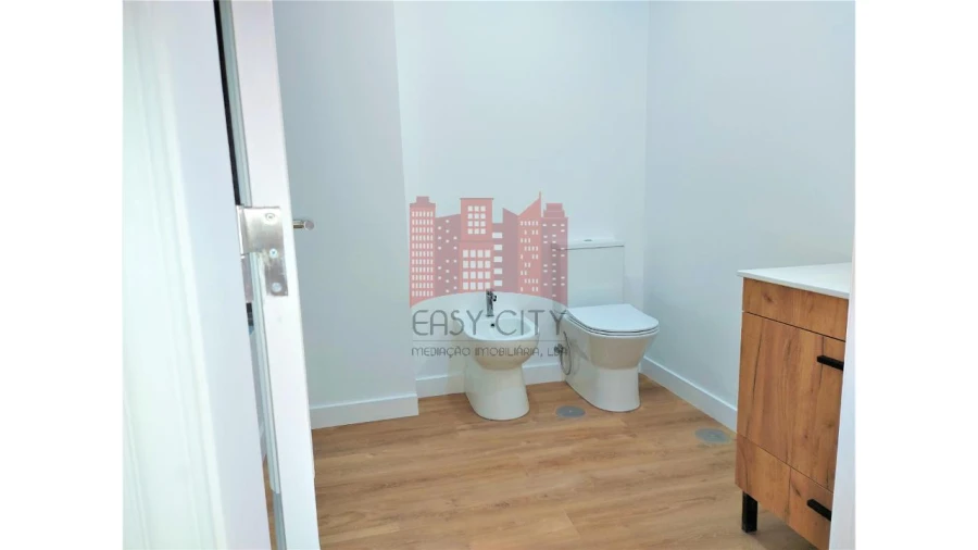 Apartamento T3 para Venda em São Domingos de Benfica Foto 31