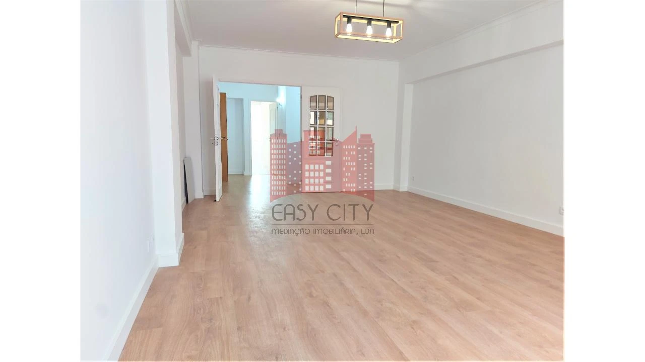 Apartamento T3 para Venda em São Domingos de Benfica Foto 25
