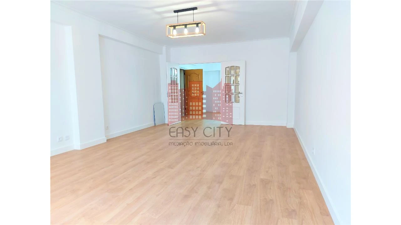 Apartamento T3 para Venda em São Domingos de Benfica Foto 28