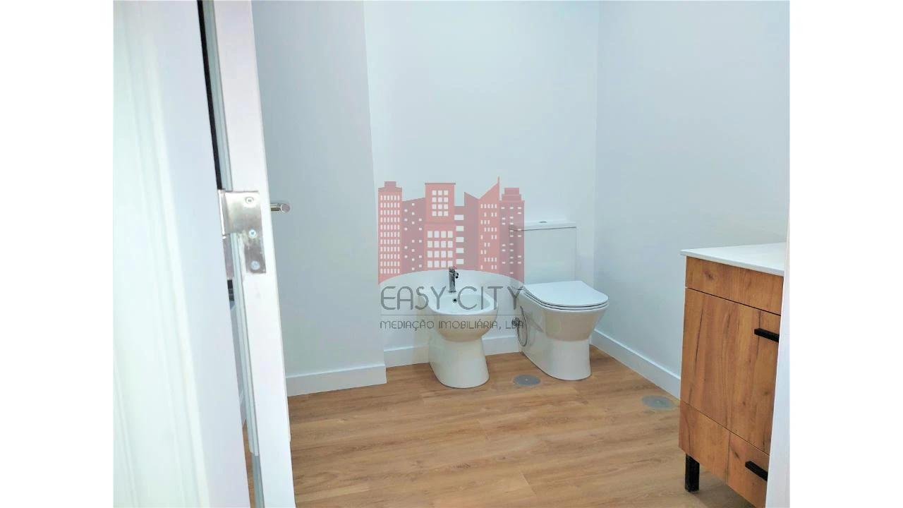 Apartamento T3 para Venda em São Domingos de Benfica Foto 31