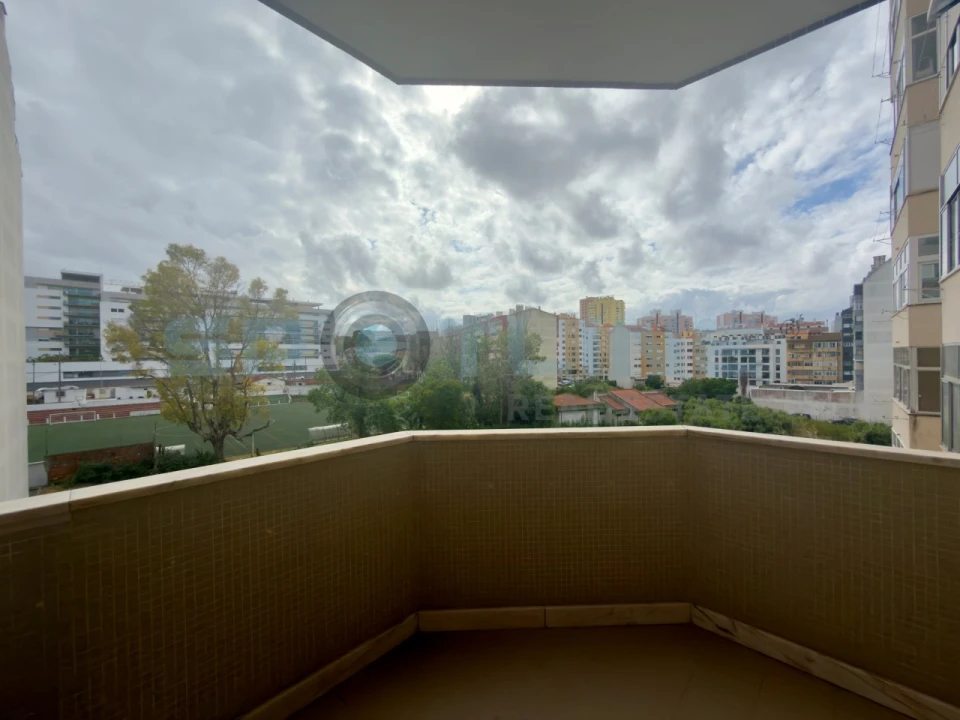 Apartamento T3 para Venda em São Domingos de Benfica Foto 28