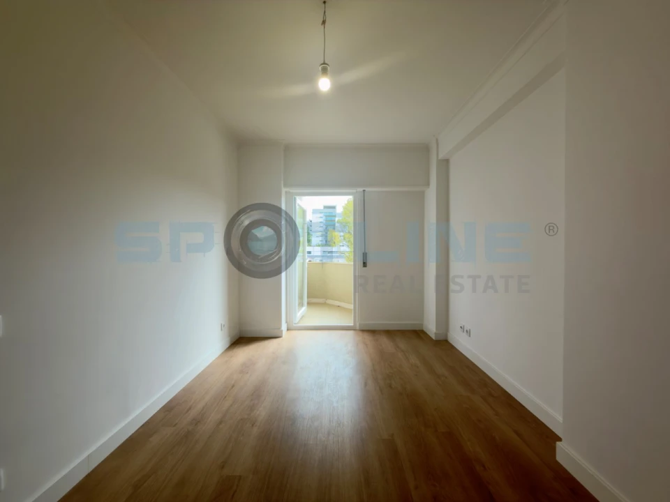 Apartamento T3 para Venda em São Domingos de Benfica Foto 32