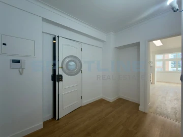 Apartamento T3 para Venda em São Domingos de Benfica