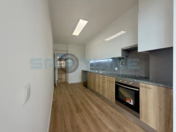 Apartamento T3 para Venda em São Domingos de Benfica