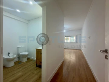 Apartamento T3 para Venda em São Domingos de Benfica