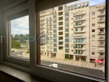 Apartamento T3 para Venda em São Domingos de Benfica