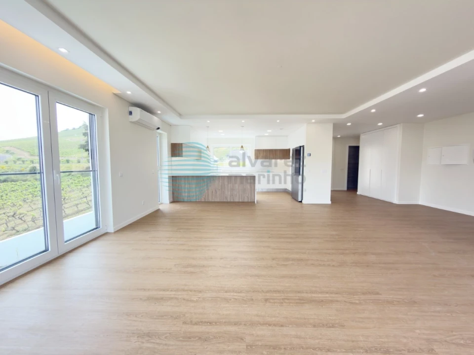 Apartamento T4 para Venda em Santa Maria, São Pedro e Matacães Foto 4