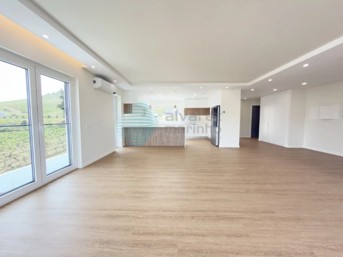 Apartamento T4 para Venda em Santa Maria, São Pedro e Matacães Foto 4