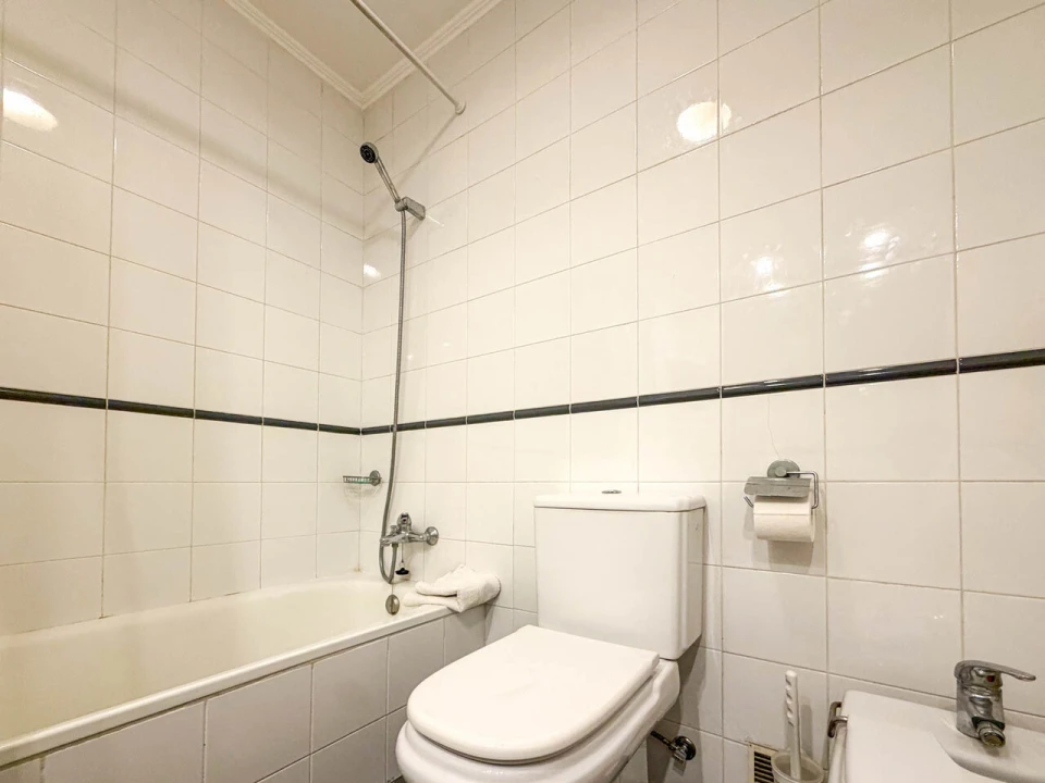 Apartamento T1 para Venda em Portimão Foto 9