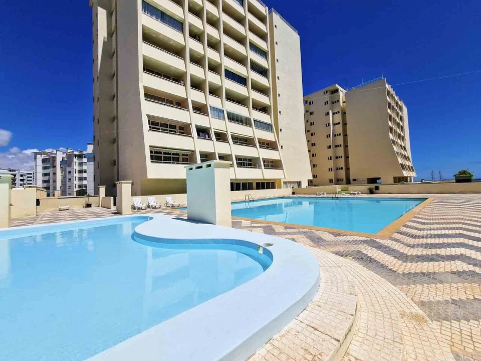 Apartamento T1 para Venda em Portimão Foto 1