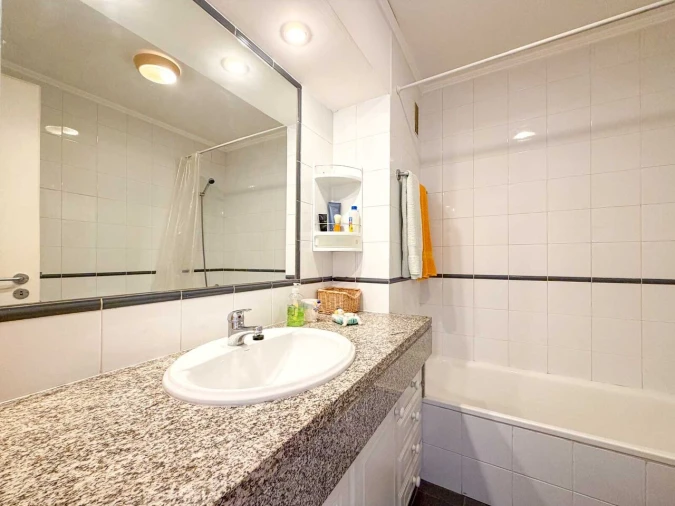 Apartamento T1 para Venda em Portimão Foto 7
