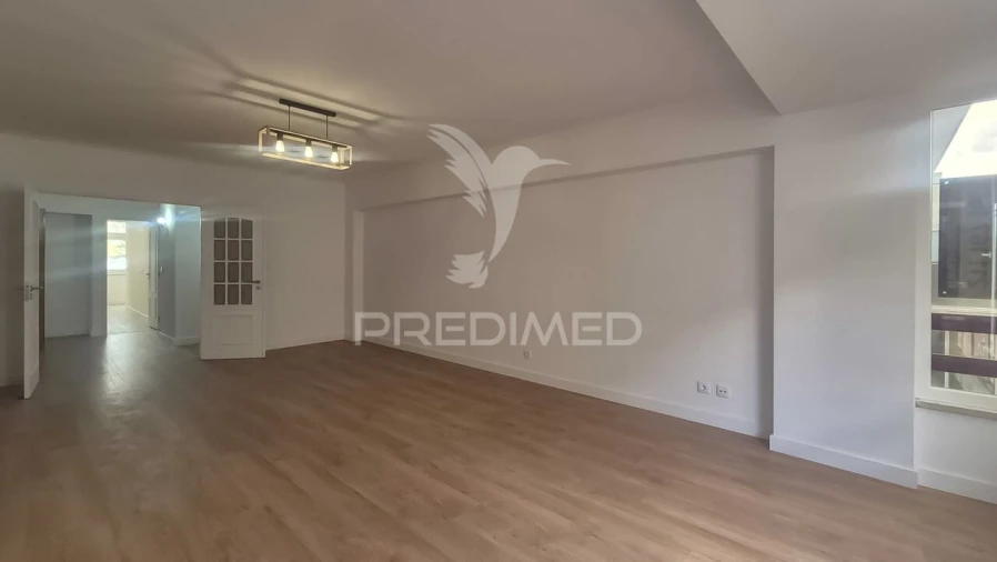 Apartamento T3 para Venda em Benfica Foto 9