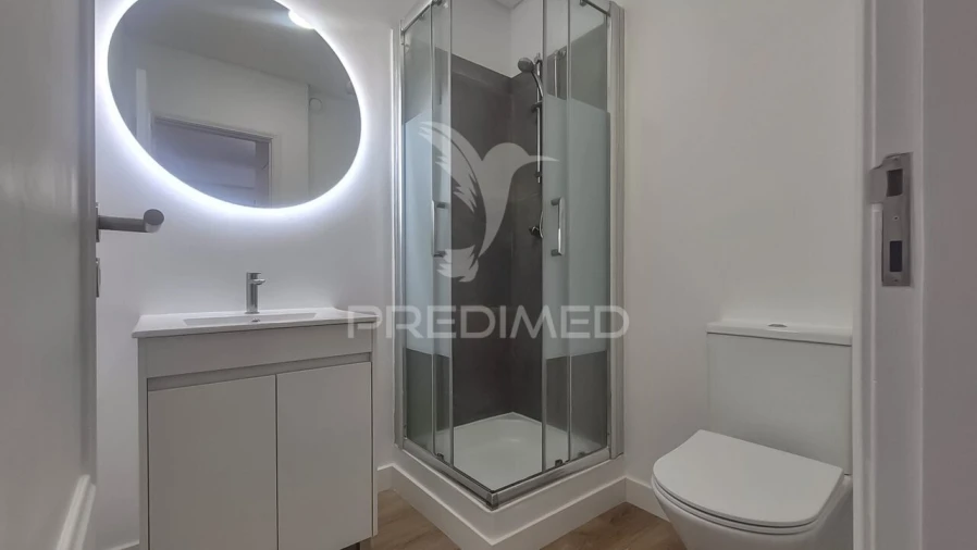 Apartamento T3 para Venda em Benfica Foto 16