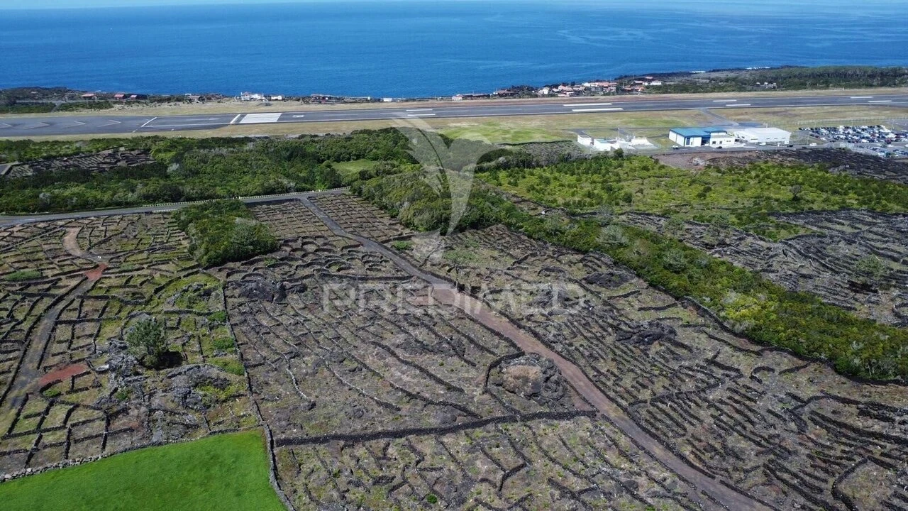 Terreno para Venda em Bandeiras Foto 1