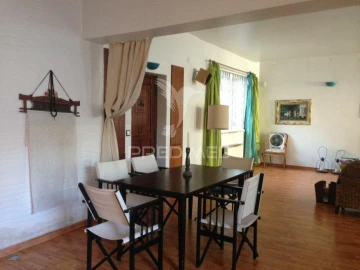 Apartamento T0 para Venda em Almada, Cova da Piedade, Pragal e Cacilhas