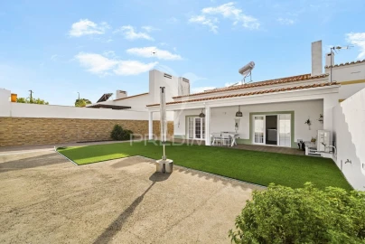 Moradia T3 para Venda em Entradas