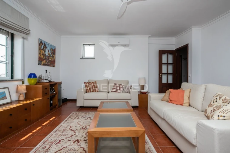 Apartamento T2 para Venda em Vila Real de Santo Antonio Foto 8