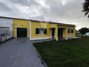 Moradia T3 para Venda em Glória do Ribatejo e Granho