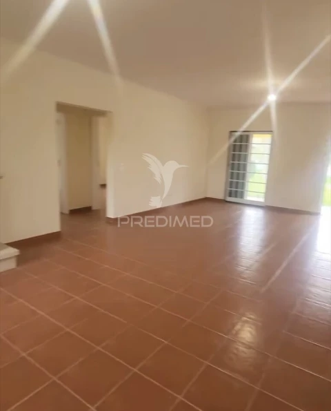 Moradia T3 para Venda em Glória do Ribatejo e Granho