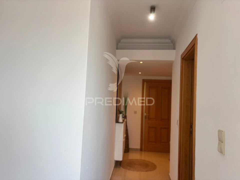 Apartamento T1 para Venda em Charneca de Caparica e Sobreda Foto 7