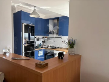 Apartamento T1 para Venda em Charneca de Caparica e Sobreda
