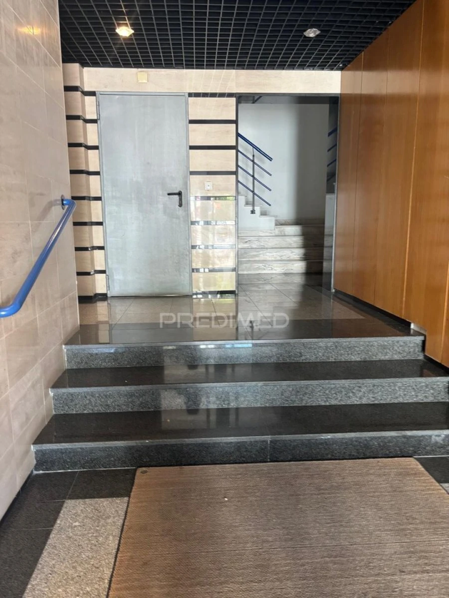 Apartamento T1 para Venda em Charneca de Caparica e Sobreda Foto 21
