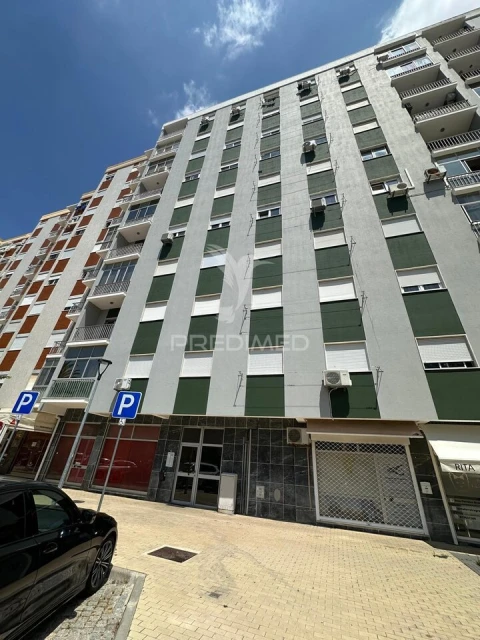 Apartamento T2 para Venda em União das Freguesias de Setúbal