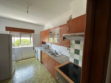 Apartamento T2 para Venda em União das Freguesias de Setúbal