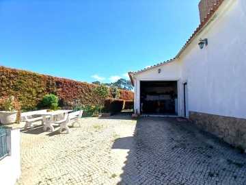 Moradia T3 para Venda em Santo Isidoro