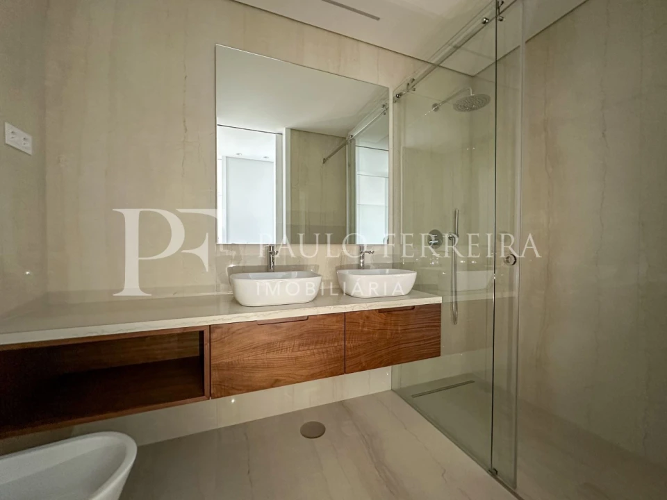Apartamento T1 para Arrendamento em Antas e Abade de Vermoim Foto 9