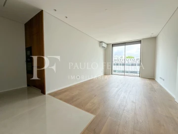 Apartamento T1 para Arrendamento em Antas e Abade de Vermoim