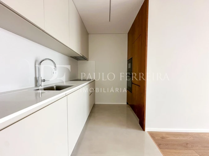 Apartamento T1 para Arrendamento em Antas e Abade de Vermoim Foto 6