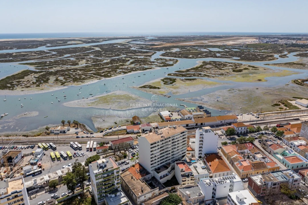 Apartamento T7 para Venda em Faro (Sé e São Pedro) Foto 22