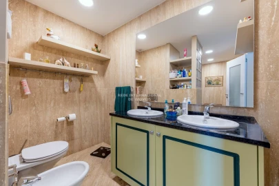 Apartamento T7 para Venda em Faro (Sé e São Pedro)