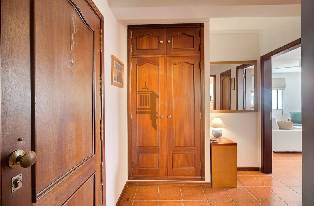 Apartamento T2 para Venda em Vila Real de Santo Antonio Foto 14