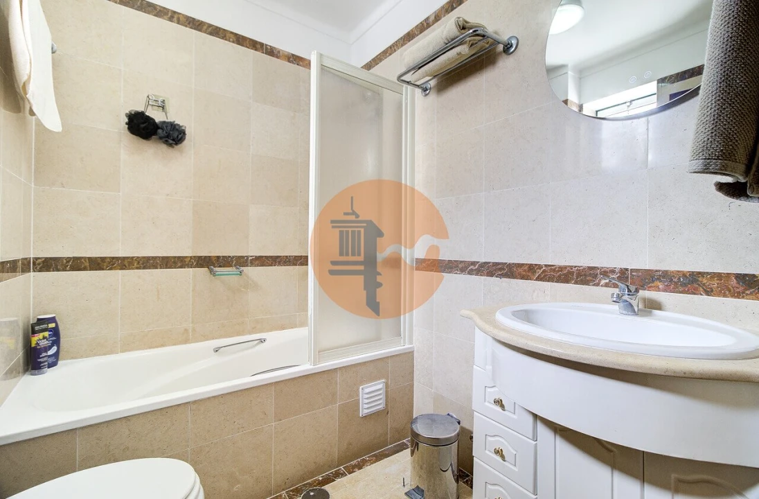 Apartamento T2 para Venda em Vila Real de Santo Antonio Foto 29