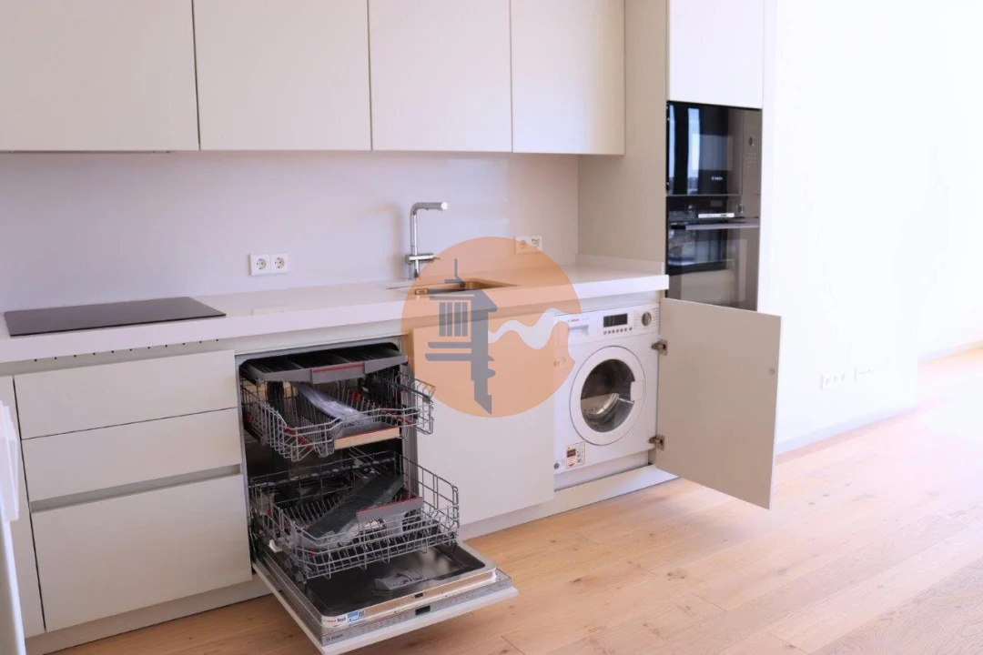 Apartamento T1 para Venda em Parque das Nações Foto 7