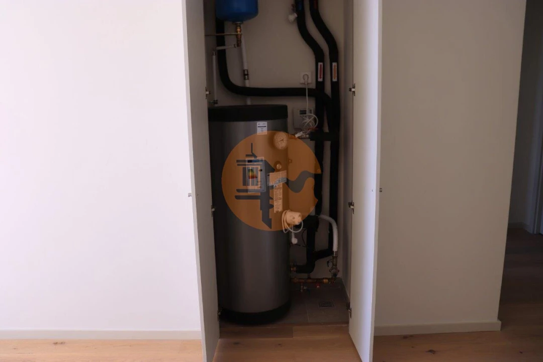 Apartamento T1 para Venda em Parque das Nações Foto 9