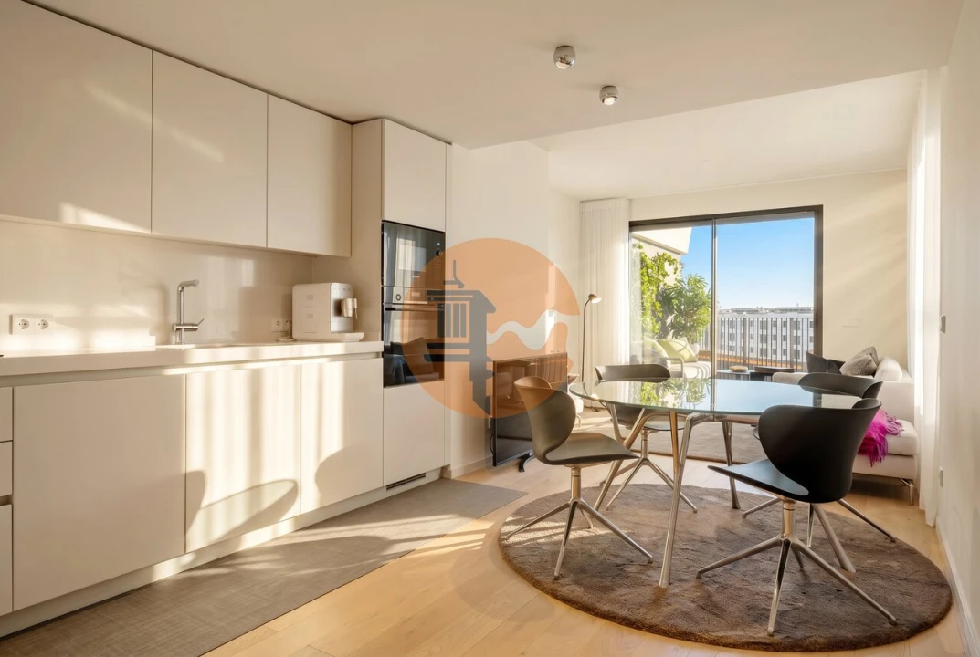 Apartamento T1 para Venda em Parque das Nações Foto 13