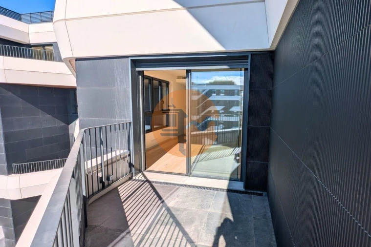 Apartamento T1 para Venda em Parque das Nações Foto 15