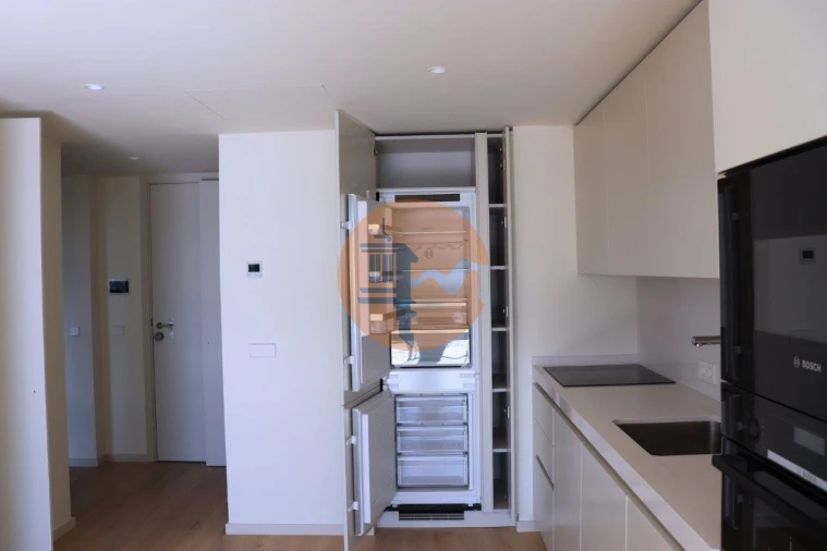 Apartamento T1 para Venda em Parque das Nações Foto 17