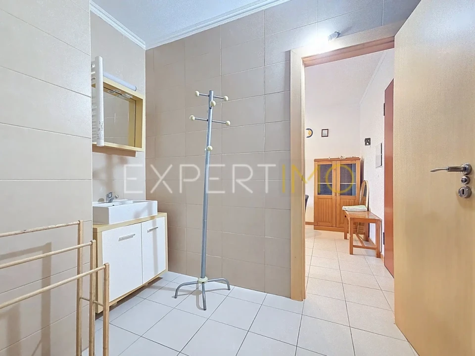Apartamento T1 para Venda em Portimão Foto 11