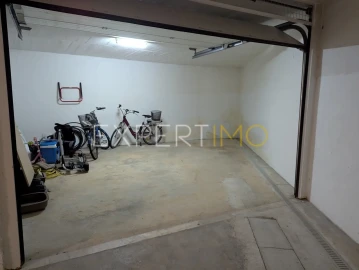 Garagem para Venda em Nossa Senhora do Pópulo, Coto e São Gregório