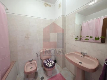 Apartamento T3 para Venda em Loureira