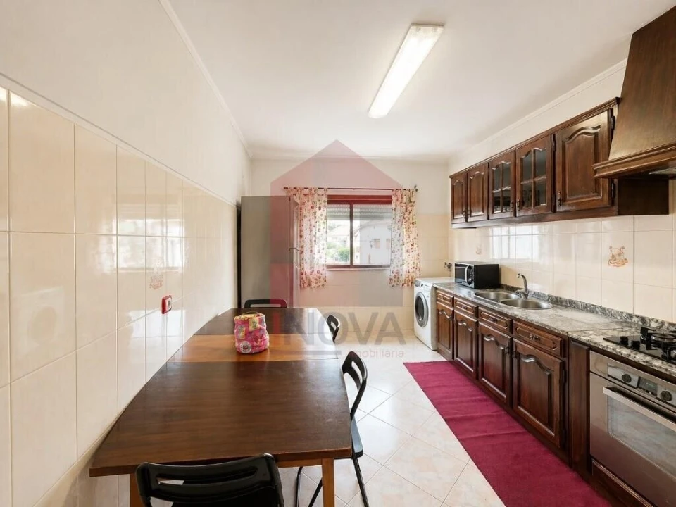 Apartamento T3 para Venda em Loureira Foto 4