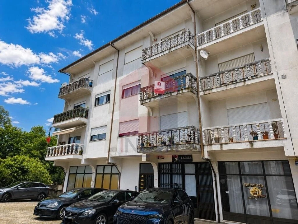 Apartamento T3 para Venda em Loureira Foto 2