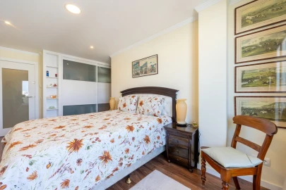 Apartamento T7 para Venda em Faro (Sé e São Pedro)