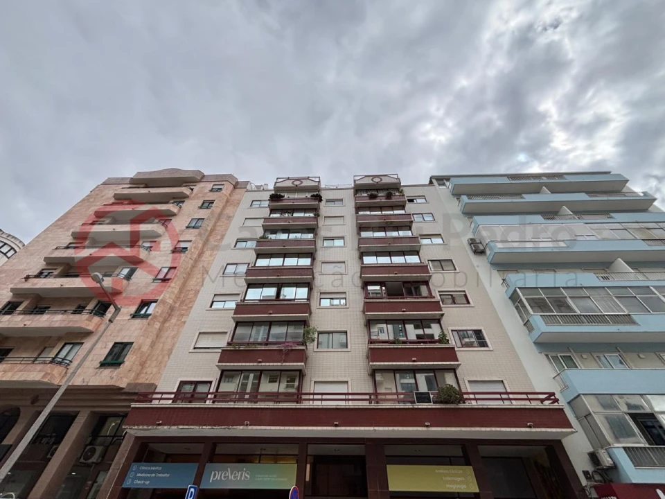 Apartamento T3 para Venda em São Domingos de Benfica Foto 26