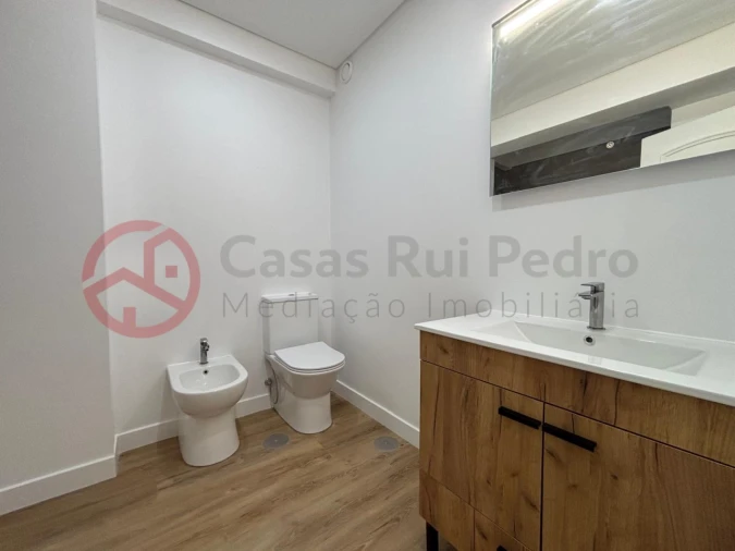 Apartamento T3 para Venda em São Domingos de Benfica Foto 13